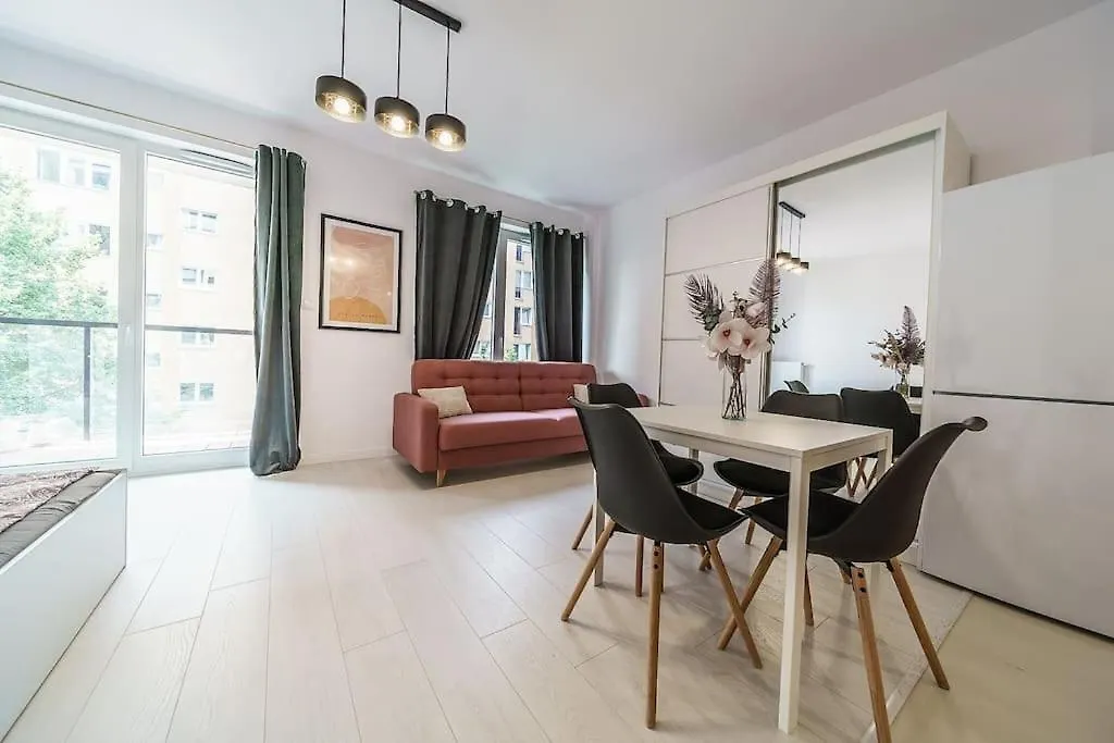 Cozy And Spacious-City Center&S42 Apartment Warsaw