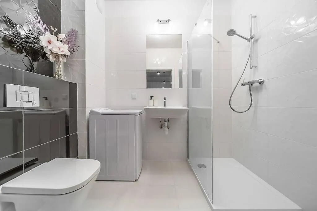 Cozy And Spacious-City Center&S42 Apartment Warsaw